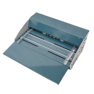 Machine de découpe, perforation, pliage et rainurage électrique de bureau pour papier à lignes pointillées et lignes de perlage, avec fonction auto-adhésive - Product Image 1