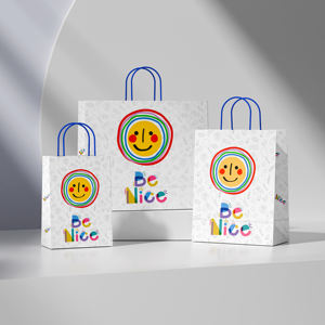Bolsa de Papel de Embalaje de Ropa de Lujo de Gran Tamaño con Su Propio Logotipo, Bolsa de Papel Kraft Marrón Reciclado, Bolsa de Papel Personalizada - Product Image 1