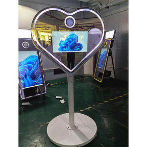 Miroir Magique Photo Booth avec Cadre LED, Compatibilité Appareil Photo, Télécommande, Miroir Interactif 70 Pouces - Product Image 1