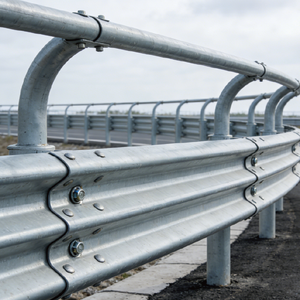 Fabricación de Barandillas de Vigas en W Personalizadas, Galvanizadas de 120μm |   Ingeniería Climática del Desierto |   Fábrica China Directa para Proyectos en Egipto - Product Image 4