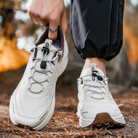 Vente en gros mondiale Grande taille 2025 Printemps Nouvelles chaussures polyvalentes de randonnée en plein air Baskets respirantes rembourrées pour la course à pied