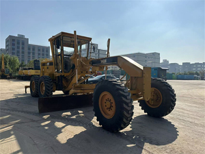 Niveleuse Caterpillar 140H d'occasion, peinture d'origine, 185 CV, moteur Cat 3306, lame de 12 pieds pour le nivellement routier - Product Image 6