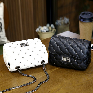 กระเป๋าถือผู้หญิงแบบสะพายข้างรุ่นใหม่ ขายส่ง ราคาพิเศษ คุณภาพสูง หรูหรา ทำจากหนัง PU  ใช้งานได้หลากหลาย เหมาะสำหรับสุภาพสตรี - Product Image 3