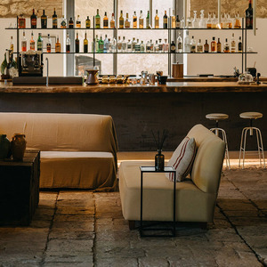 Escritorio Moderno para Hotel, Superficie Resistente a los Arañazos, Acabado Duradero, Fácil de Limpiar, Protección del Espacio de Trabajo - Product Image 4