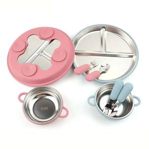 Ensemble de 4 assiettes pour enfants, assiettes divisées à ventouse pour bébé, anti-brûlure, en acier inoxydable, avec coque en silicone amovible - Product Image 2