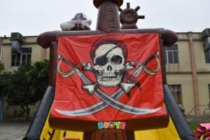 Comercial al aire libre PVC Casa de rebote gran barco pirata tobogán inflable pirata gran tobogán parque infantil para niños - Product Image 5