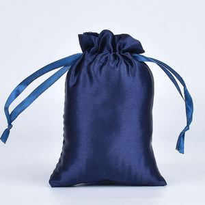 Pochettes en satin de soie réutilisables 10x15cm avec cordon de serrage et logo personnalisé pour mariage, emballage de bijoux et cadeaux promotionnels - Product Image 6