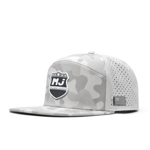 Tùy Chỉnh Chất Lượng Cao Trắng Camo Snapback Cap Không Thấm Nước Laser Cắt Lỗ Polyester Với Cao Su Vá 6 Tấm Mens Hat - Product Image 1