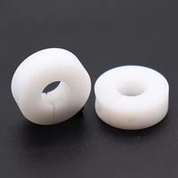 Colliers de serrage en nylon pour tiges, usinés sur mesure par CNC