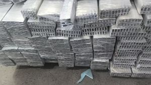 Fabricante de perfiles de aluminio personalizados al por mayor perfil de extrusión de aluminio para el mercado argentino LINEA A30 <span class=keywords><strong>HERRERO</strong></span> MODENA PREMIUM - Product Image 6