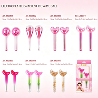 Globes de glace pour le visage, brillants, en verre borosilicate de haute qualité, masseur rafraîchissant, rouleau de glace en gel en forme de cœur pour le soin de la peau du visage