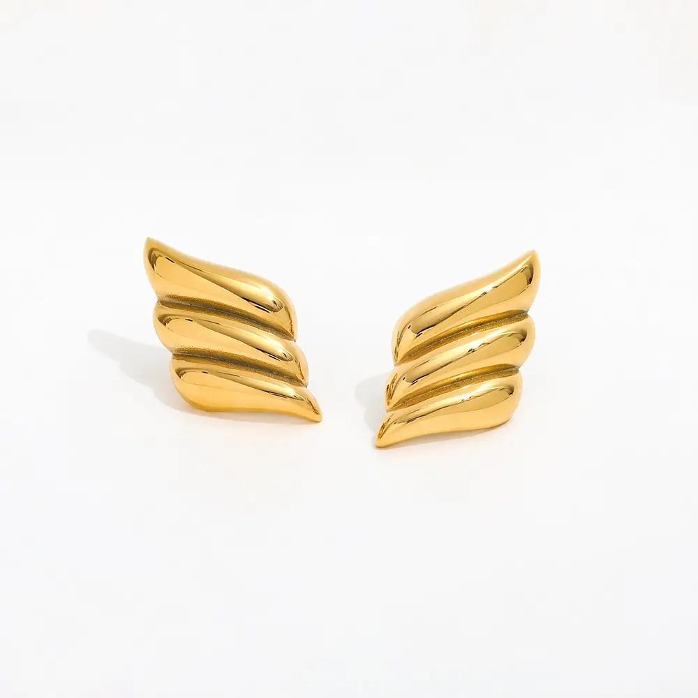 Nouveau à la mode 18K plaqué or brillant gland feuille trois couches boucles d'oreilles pour les femmes en acier inoxydable bijoux en gros