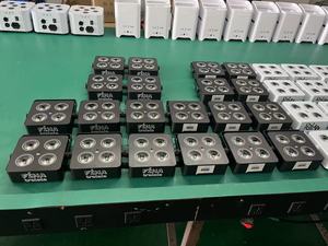 เครื่องฉายแสง LED rgbwa + UV สำหรับมืออาชีพ4*18W ไฟพาร์สำหรับเวทีใช้พลังงานจากแบตเตอรี่สำหรับเคทีวีโกดังใช้โคมไฟอลูมิเนียม - Product Image 5