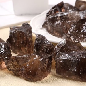 Vente <span class=keywords><strong>en</strong></span> gros cristal de quartz fumé naturel de 3 à 5 cm pierre brute de couleur de thé de <span class=keywords><strong>divination</strong></span> pour la diffusion de parfum décorations de minerai - Product Image 2