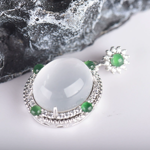 จี้หยกคุณภาพสูง Qingyabailu Feicui พร้อมสร้อยคอเงินแท้ 925 สไตล์เรโทรสำหรับผู้หญิง ดีไซน์คลาสสิก - Product Image 2