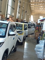 Quadricycle électrique à basse vitesse Yuanqida, fabriqué en Chine, longue autonomie, voiture électrique pour adultes, personnalisation OEM disponible
