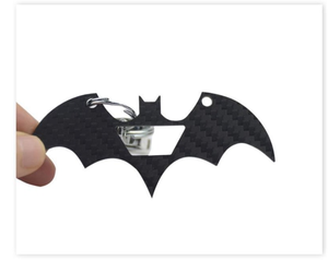 Llavero personalizado de moda con patrón de murciélago de fibra de carbono real con logotipo personalizado - Product Image 5