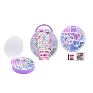 Cuentas hechas a mano joyería juguete niñas artes y manualidades DIY cuentas encanto pulsera collar anillo joyería hacer <span class=keywords><strong>kit</strong></span> con caja de almacenamiento - Product Image 1