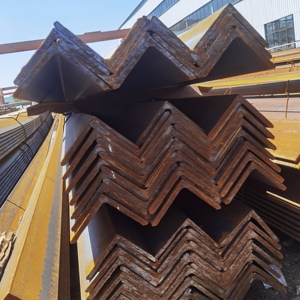 Chất lượng chính Q235 cán nóng thanh thép góc nhẹ đục lỗ góc bằng nhau để hàn và cắt - Product Image 2