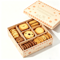 Boîte cadeau de pâtisserie personnalisée avec logo sur le couvercle et le fond, boîte en papier jaune avec séparateur pour beignets, macarons, biscuits