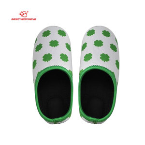 <span class=keywords><strong>Scarpe</strong></span> <span class=keywords><strong>in</strong></span> Neoprene stampate alla moda di nuova concezione <span class=keywords><strong>per</strong></span> sport acquatici e Fitness - Product Image 3
