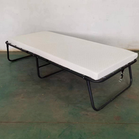 Vente en gros en usine Lit pliant d'extérieur portable pour maison, hôtel avec matelas de qualité supérieure Lit pliant simple en métal