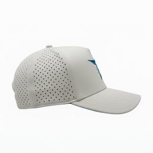 Gorra de Golf Personalizada OEM con Malla Perforada, Logotipo, 5 Paneles, Visera Ligeramente Curvada, Cierre a Presión, Parche de Goma Impermeable - Product Image 3