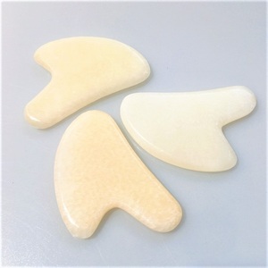 Soins de la peau jaune pierre brosse <span class=keywords><strong>gua</strong></span> <span class=keywords><strong>sha</strong></span> jaune jade outil de beauté pour les yeux <span class=keywords><strong>cou</strong></span> - Product Image 3