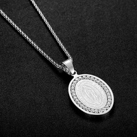 Collier pendentif personnalisé religieux Hip Hop Guadalupe en acier inoxydable plaqué or avec pierre CZ 5A Vierge Marie ronde pour femme