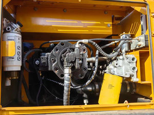 Venta caliente usado Sany 215C excavadora sobre orugas Caterpillar Hitachi Kobelco precio listo para la venta - Product Image 5