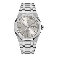 Montre de plongée pour homme avec mouvement mécanique automatique NH36, boîtier carré en acier inoxydable de luxe, conception ODM, logo OEM personnalisé, aiguilles