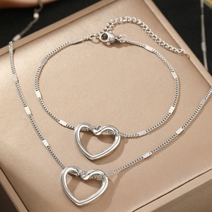 Collier romantique anti-ternissement en or 18 carats, véritable acier inoxydable, ensemble de colliers en forme de cœur pour femmes, hommes et filles - Product Image 3