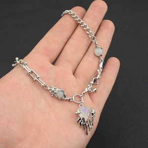Hot Selling Exquisite Niche Design <b>Titanium</b> Steel Pendant Necklace Light Luxury Unisex's Necklaces Fashion Jewelry Wholesale - Product Image 2