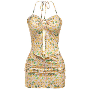 Conjunto de 2 piezas con minifalda y tops cortos con estampado floral y cuello Halter para mujer - Product Image 6