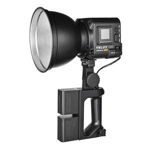 <span class=keywords><strong>Yongnuo</strong></span> <span class=keywords><strong>YNLUX100</strong></span> PRO 120W lumière LED vidéo extérieure température de couleur réglable Bowens Mount pour l'éclairage photographique - Product Image 1