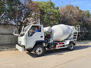 Camion malaxeur à béton HOWO 6x4 10CBM de fabrication chinoise, certifié CE ISO, à <span class=keywords><strong>prix</strong></span> compétitif, tambour haute résistance personnalisable - Product Image 4