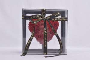 Vendita calda fornitura di fabbrica decorazione regalo conservato Rose con scatola acrilica a forma di <span class=keywords><strong>cuore</strong></span> rosa regalo - Product Image 2