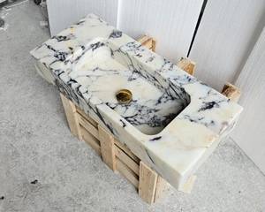Vasque flottante en marbre Arabescato |   Lavabo mural en pierre naturelle artisanale |   Personnalisé, durable, écologique - Product Image 4