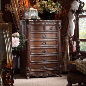 Ensemble <span class=keywords><strong>de</strong></span> meubles <span class=keywords><strong>de</strong></span> chambre à coucher <span class=keywords><strong>de</strong></span> luxe européen avec <span class=keywords><strong>lit</strong></span> en bois massif artisanal, revêtement en cuir <span class=keywords><strong>de</strong></span> qualité supérieure et design classique - Product Image 6