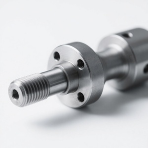 Procesamiento CNC Personalizado de Piezas Automotrices |   Eje de Balancín de Hierro Fundido Gris, Hierro Dúctil, Acero Estructural Aleado, Acero Forjado - Product Image 1