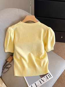 Pull en maille perlée pour femme 2026, manches courtes, épaules bouffantes, jaune beurre, col rond, en mélange de trois fibres, chic et décontracté - Product Image 3