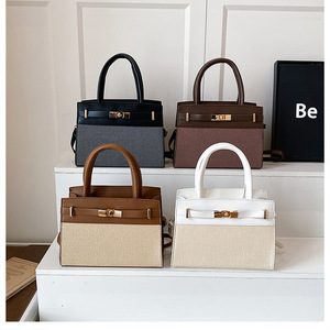 Bolso Bandolera de Mujer Estilo Coreano, Casual, Moderno, con Textura, Diseño de Letras y Cierre de Cremallera - Product Image 1