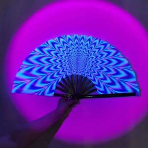 Éventail pliant holographique en bambou de 13 pouces, lumineux aux UV, pour femmes/hommes, idéal pour festivals, soirées musicales, mariages et décorations. - Product Image 6