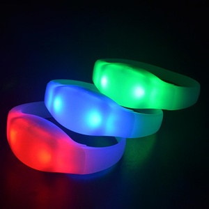 Pulsera LED Activada por Sonido con Logotipo Personalizado, Pulseras LED Luminosas para Fiestas, Eventos Deportivos, Fiestas Rave, Conciertos, Carnavales - Product Image 4