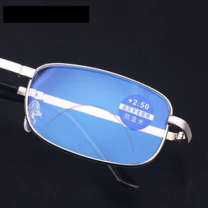 <span class=keywords><strong>Lunettes</strong></span> de lecture pliables rectangulaires anti-lumière bleue en métal pour hommes et femmes, avec <span class=keywords><strong>étui</strong></span> portable et abordable - Product Image 3