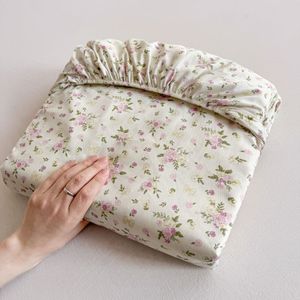 Set di Tre Pezzi per Letto in Twill Stampato 100% Cotone, Morbido e Delicato sulla Pelle - Product Image 3