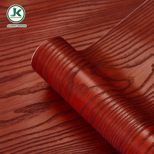 Vente directe d'usine <span class=keywords><strong>Film</strong></span> décoratif en PVC à grain de bois anti-déflagrant et étanche Style moderne pour panneau en PVC pour meubles WFC - Product Image 2