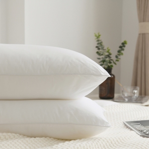 Coussin d'oreiller personnalisé blanc doux, qualité hôtelière 3 et 4 étoiles, pour hôtel et maison - Product Image 3