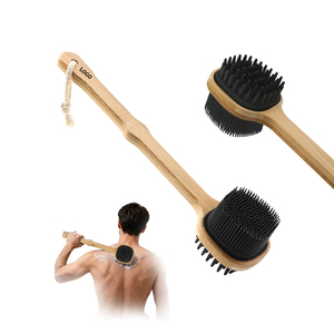 Ensemble de 2 brosses exfoliantes en silicone personnalisables avec logo, double face, à long manche, pour le corps, et brosse dorsale en bois pour hommes/femmes - Product Image 1