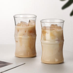 Tasse en verre à joint de bambou monocouche, transparente, résistante à la chaleur, pour café, lait, jus, boissons, en verre borosilicate de haute qualité - Product Image 4